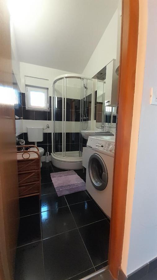 קרלובג Apartmani Ivankovic מראה חיצוני תמונה