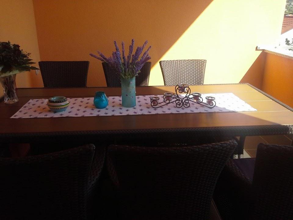 קרלובג Apartmani Ivankovic מראה חיצוני תמונה