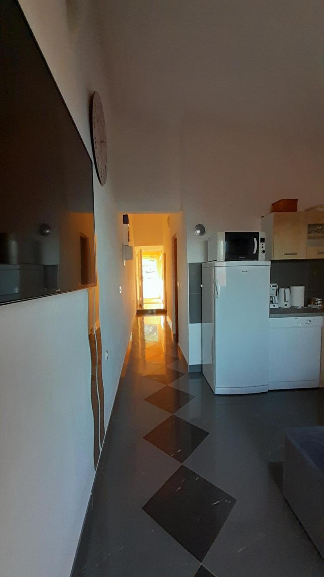 קרלובג Apartmani Ivankovic חדר תמונה