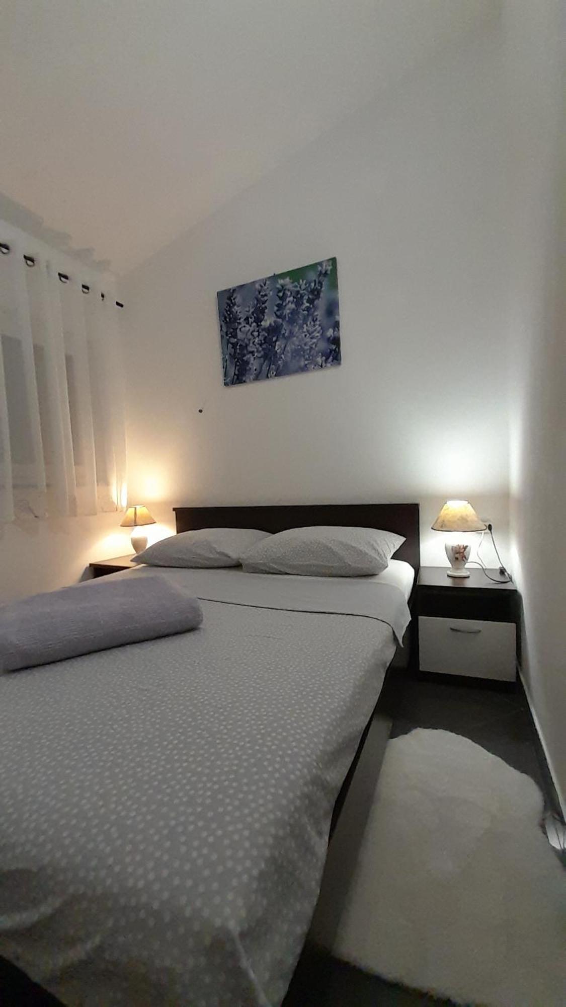 קרלובג Apartmani Ivankovic חדר תמונה